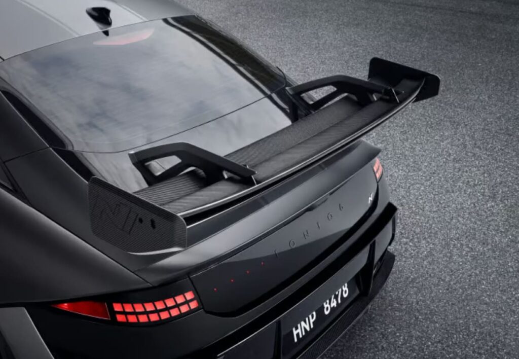 아이오닉 6N 카본 리어 윙 스포일러